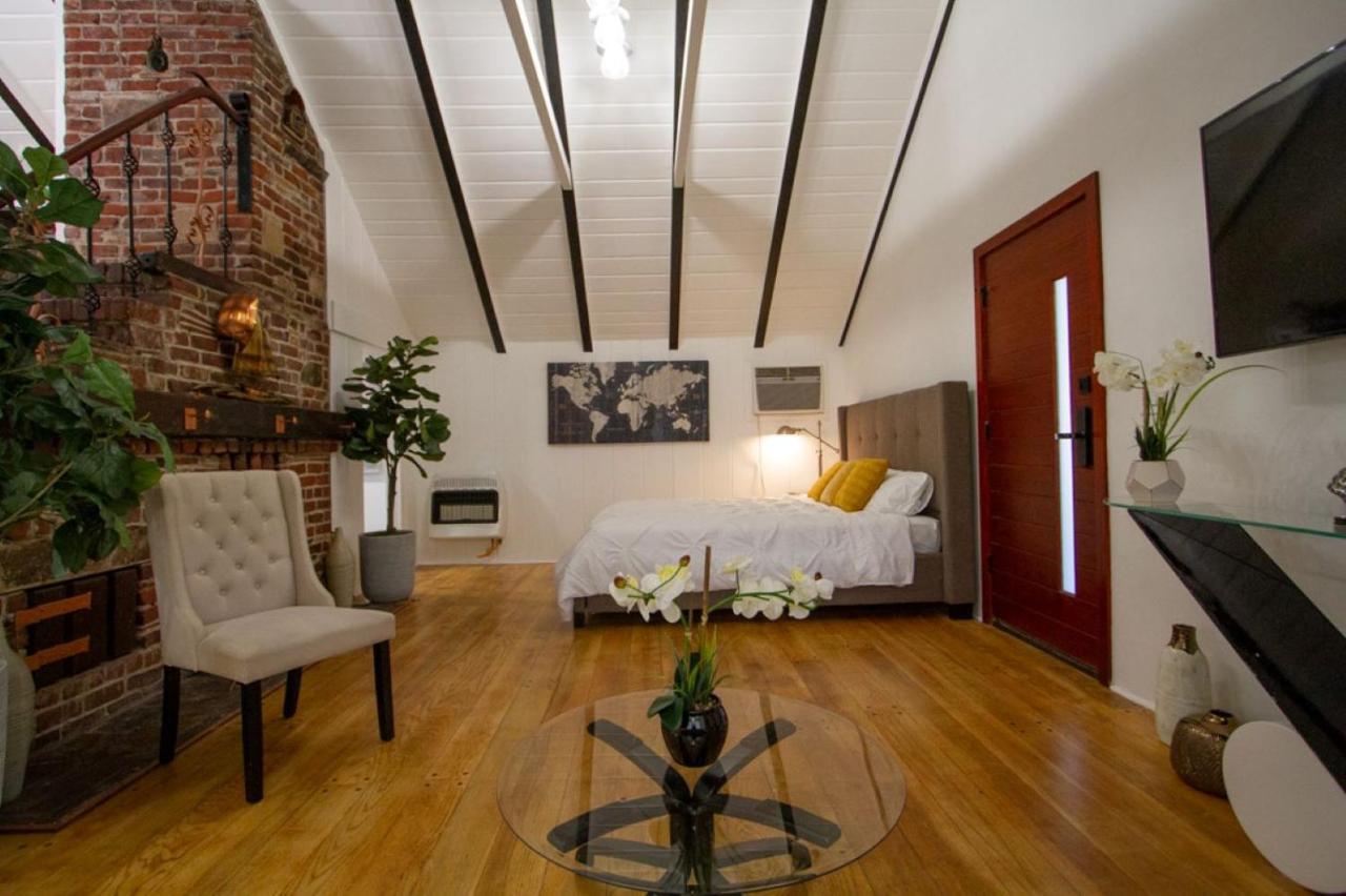 Dreamy Farmhouse In Studio City ロサンゼルス エクステリア 写真