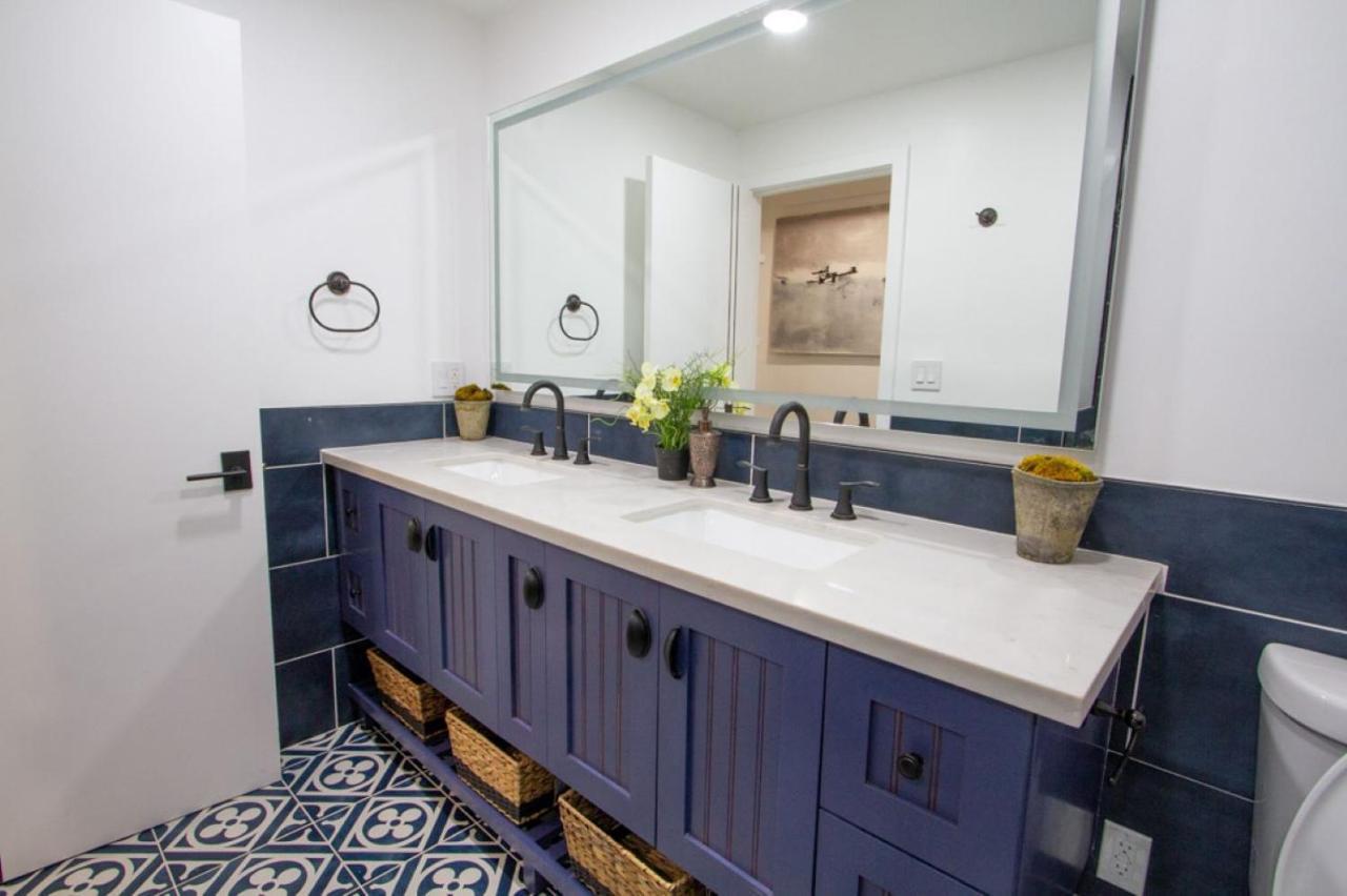 Dreamy Farmhouse In Studio City ロサンゼルス エクステリア 写真