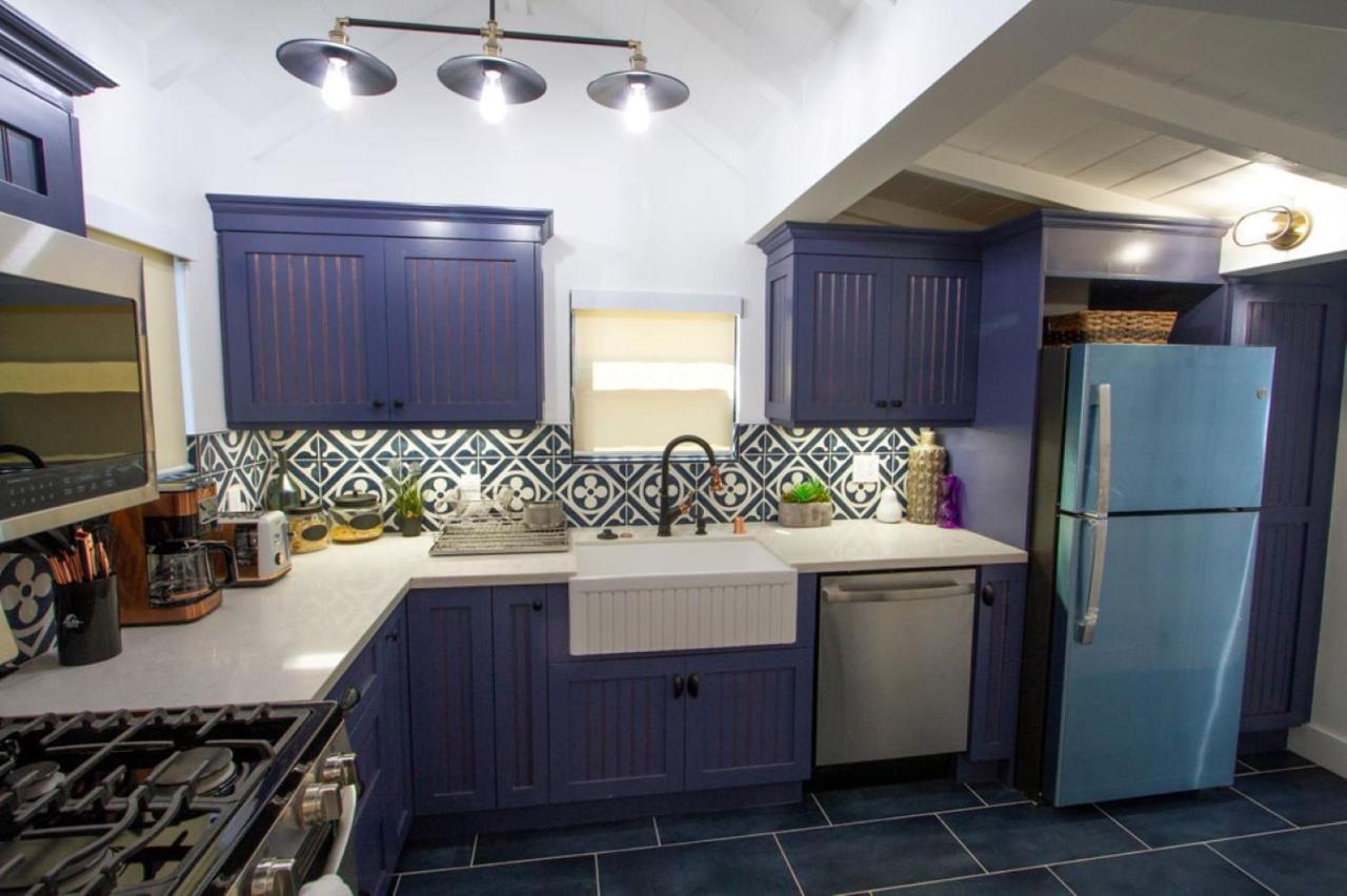 Dreamy Farmhouse In Studio City ロサンゼルス エクステリア 写真