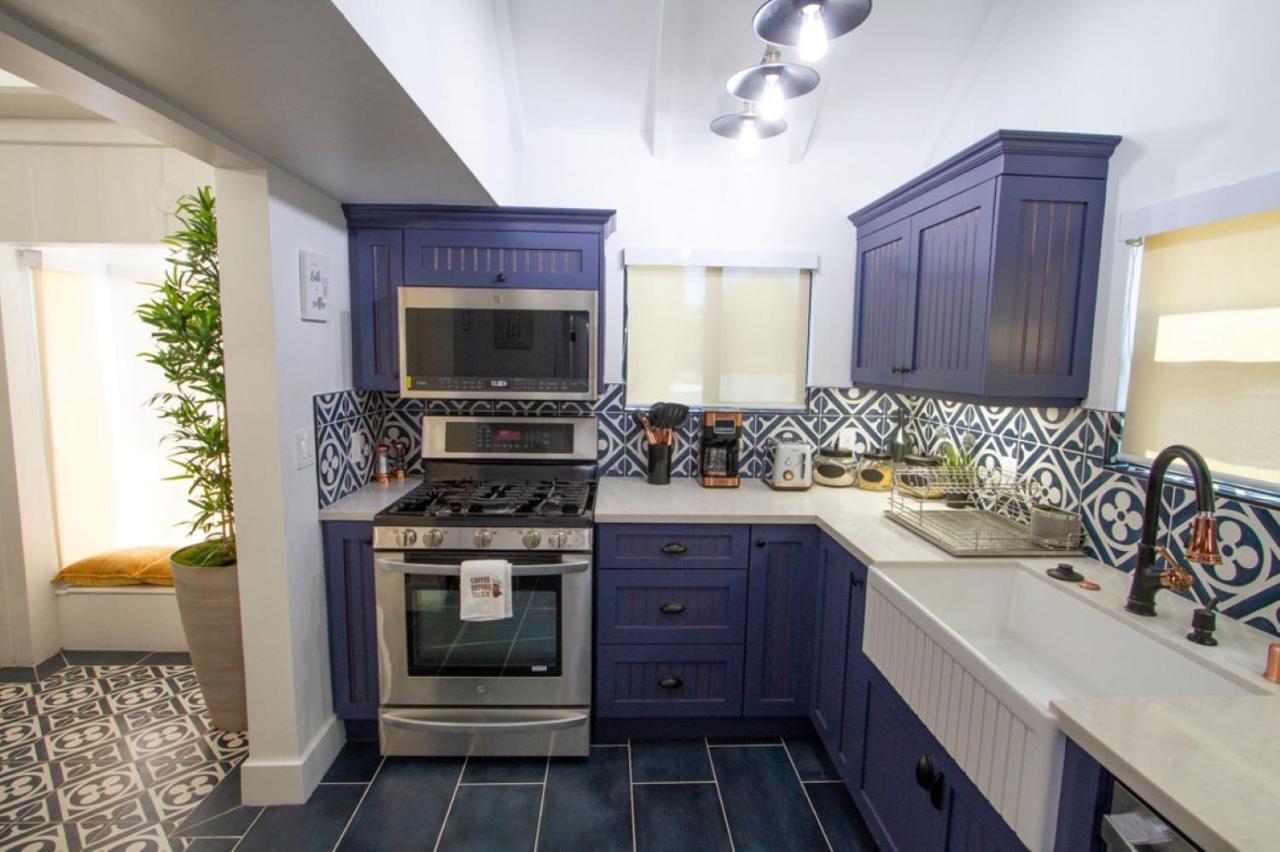 Dreamy Farmhouse In Studio City ロサンゼルス エクステリア 写真